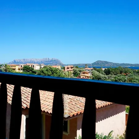 Homey Experience - Terrace Sea View Lägenhet Olbia