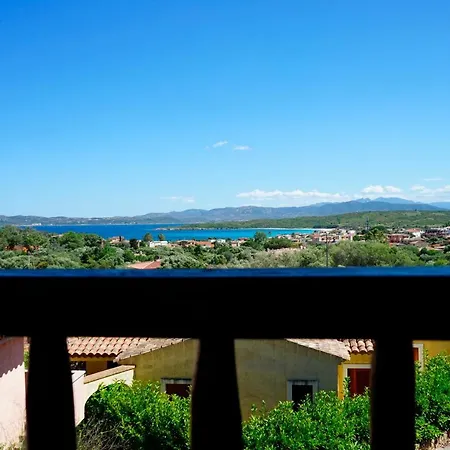 Homey Experience - Terrace Sea View Apartment Olbia